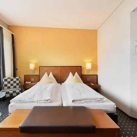 Hotel Storchen 4*