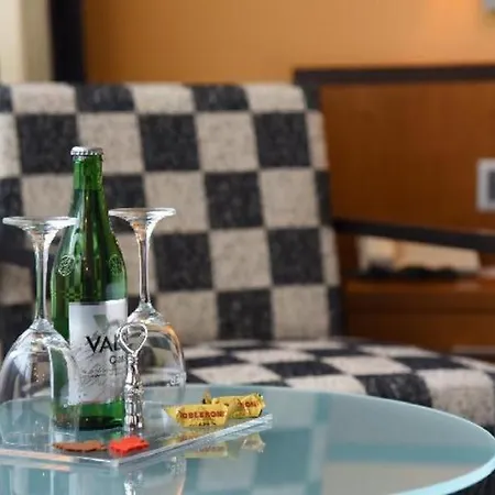 Storchen Hotel 4*