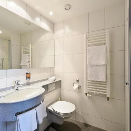 Storchen Hotel 4*
